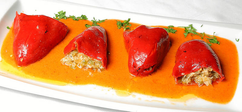 Pimientos del Piquillo rellenos - Stuffed Piquillo Peppers